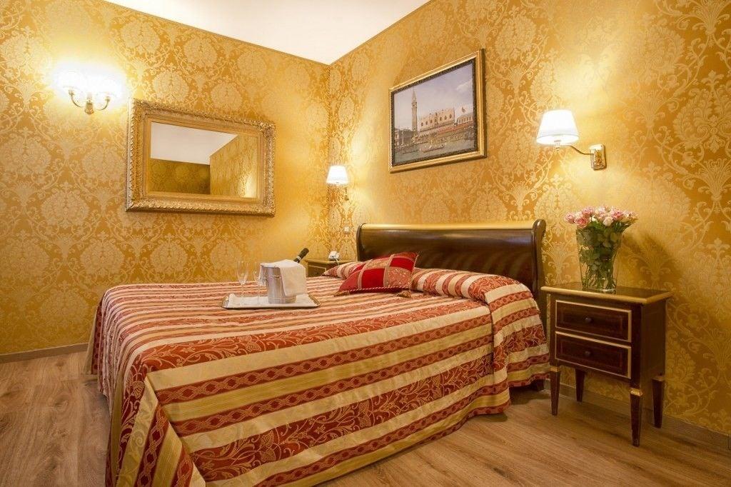 Residenza Goldoni Acomodação com café da manhã Veneza Exterior foto