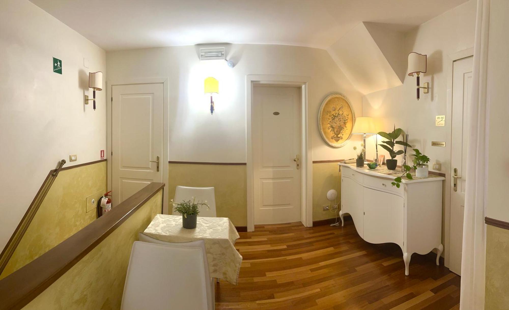Residenza Goldoni Acomodação com café da manhã Veneza Exterior foto