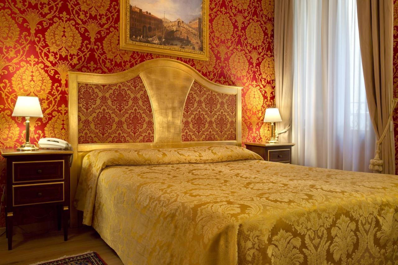 Residenza Goldoni Acomodação com café da manhã Veneza Quarto foto